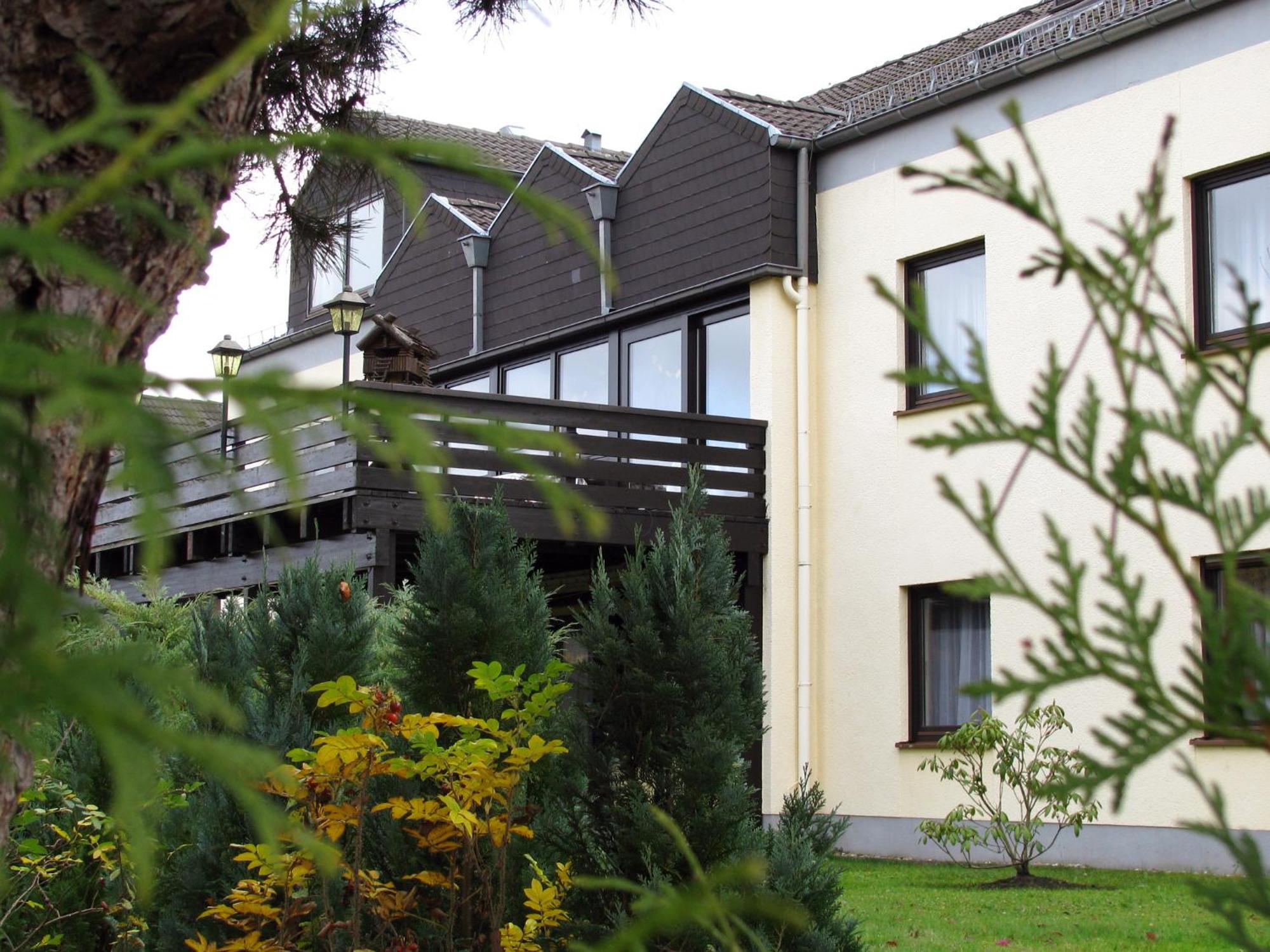 Hotel Haus Salzberg garni Schleiden Exterior foto